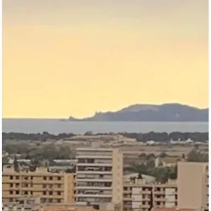 Appartement Vue Et 180 Degres, Hyères
